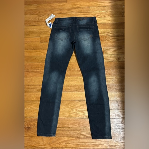 Jeans - Picture 4 of 4